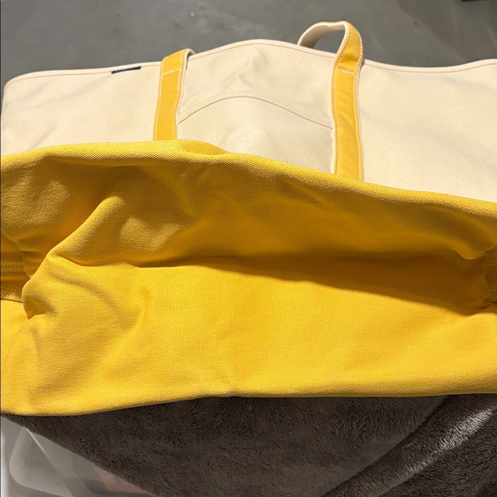 Lands End zip top tote beige and gold zip top Canvas Tote Bag - Picture 3 of 8
